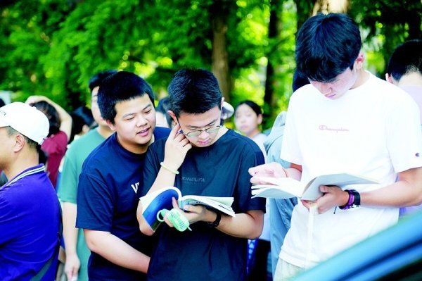 优益配资 全力以赴 曙光在前